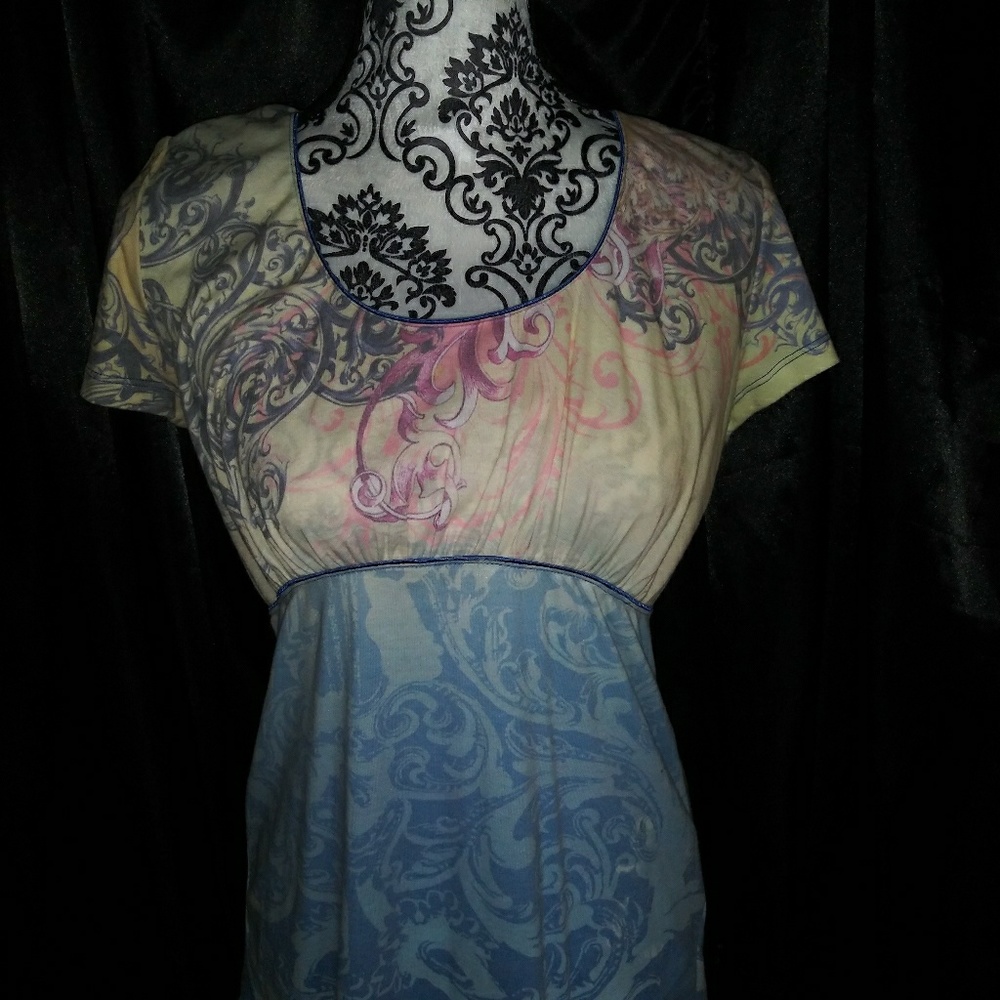 One World size Large